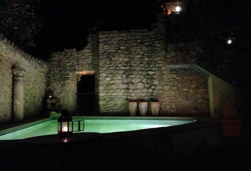 צימר Salvatierra Guest House