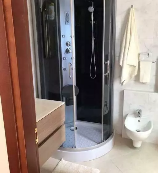 تختخواب و صبحانه Suite The Natural Color