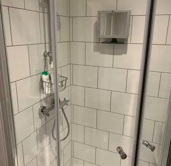 Aamiaismajoitus (B&B) The Ashfield