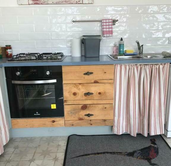 Bed and Breakfast Harvest Moons Only