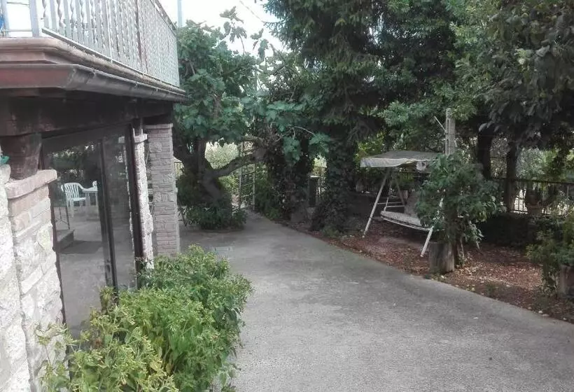 هتل Agriturismo Cerquaglia