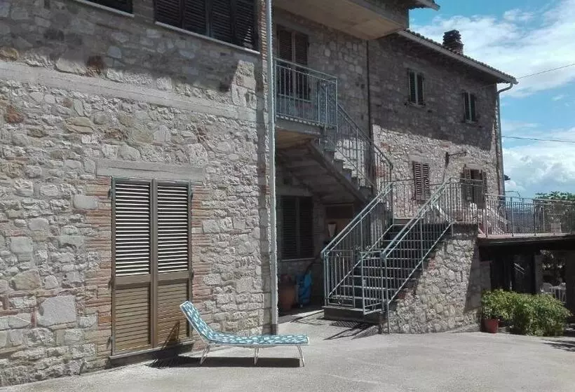 هتل Agriturismo Cerquaglia