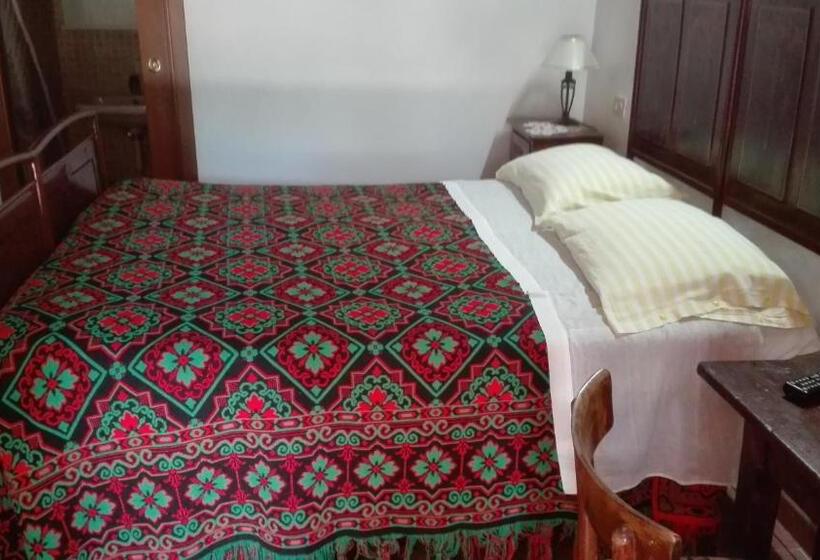 ホテル Agriturismo Cerquaglia