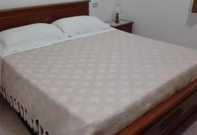 هتل Agriturismo Cerquaglia