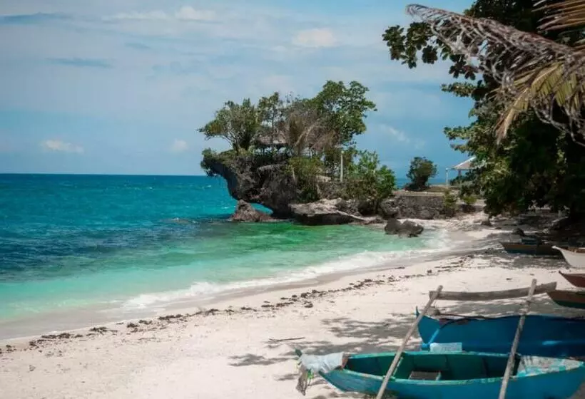 Majatalo 1peace Beach Resort