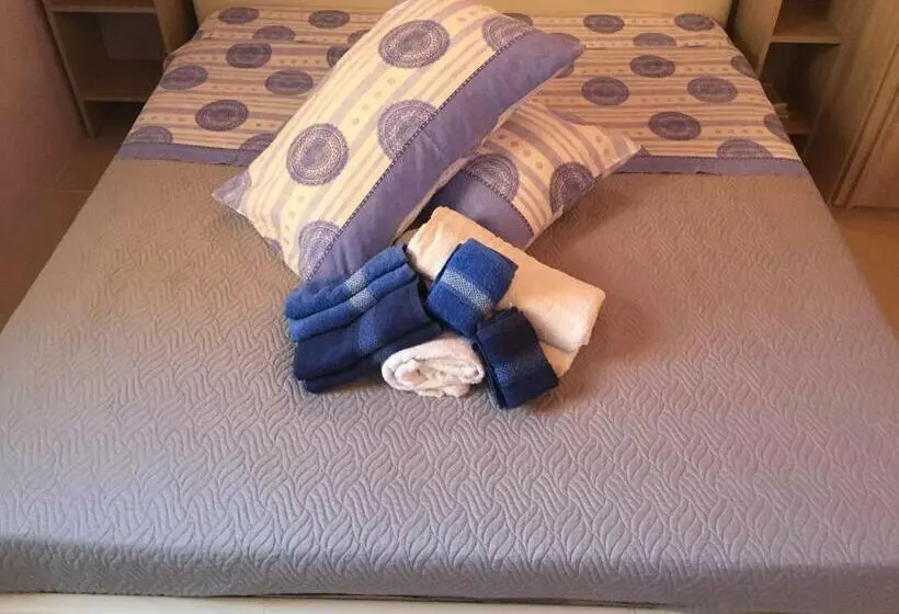 Majatalo La Stanzetta Viola