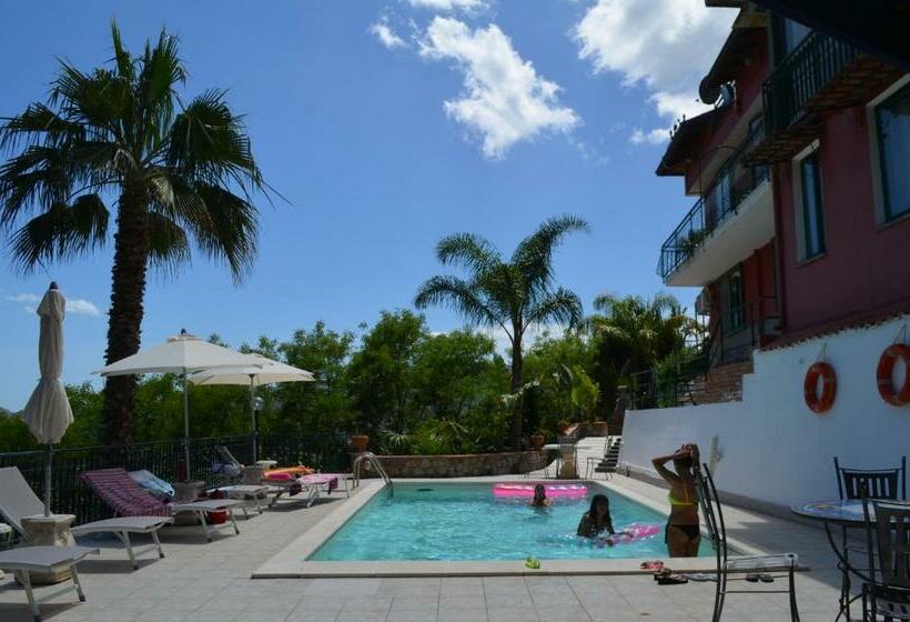 צימר Alcantara Natura Country House