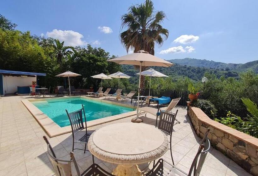 צימר Alcantara Natura Country House