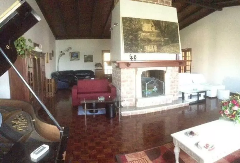 Aamiaismajoitus (B&B) Domestival