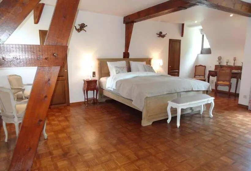 Aamiaismajoitus (B&B) Le Chateau Des Eglantines