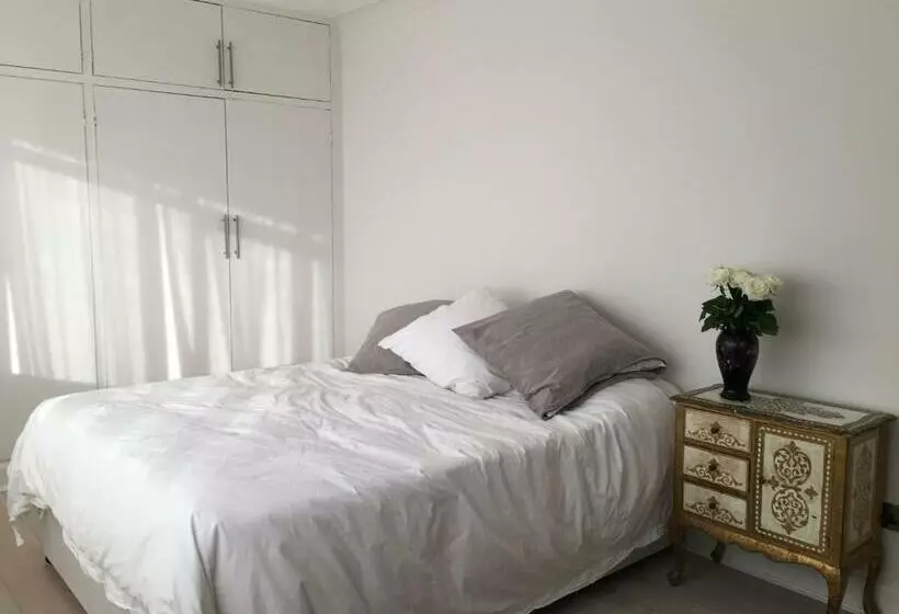 ベッドアンドブレックファースト Private Luxury Retreat