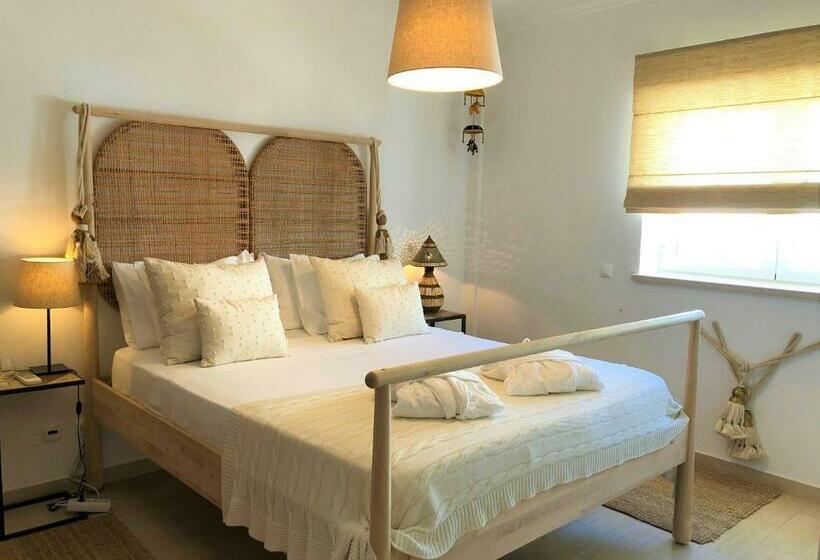 Bed and Breakfast Cali Deluxe Holidays, Sesimbra