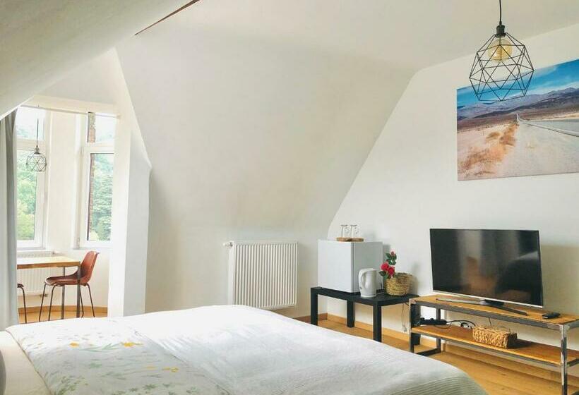 Mes Caprices B&b Villa Mosan Bord De Meuse