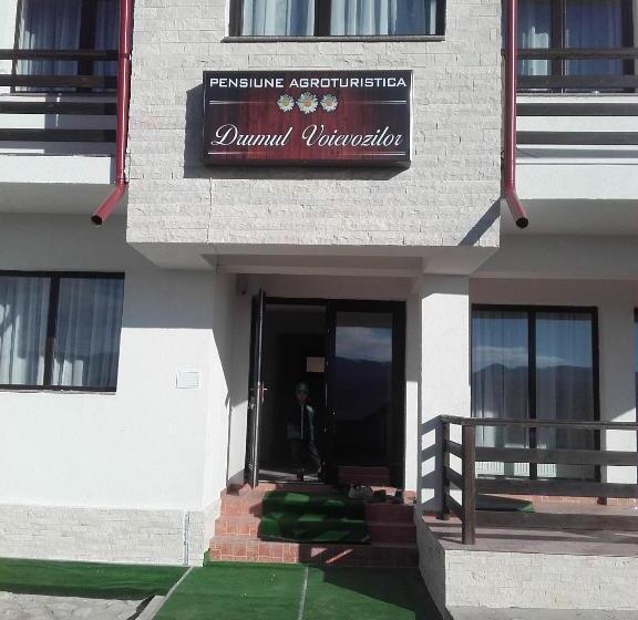 فندق Pensiunea Drumul Voievozilor