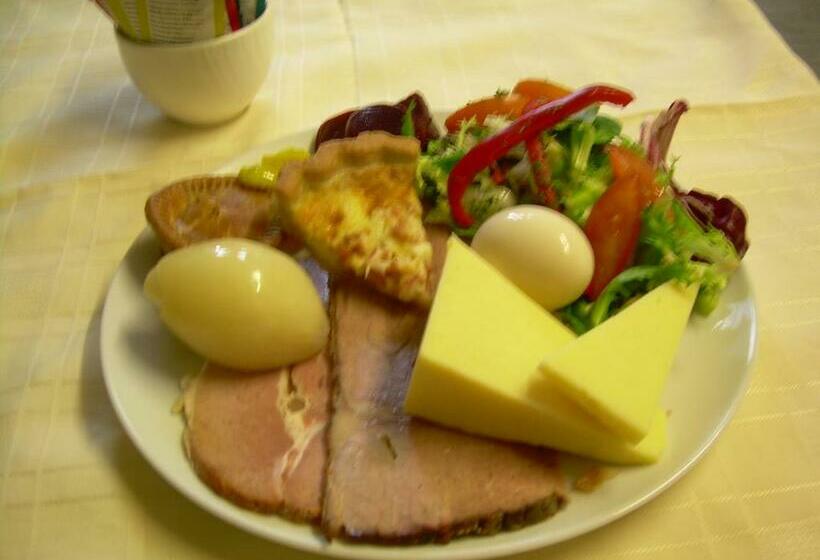 ホテル The White Swan