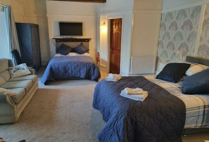 ホテル The White Swan