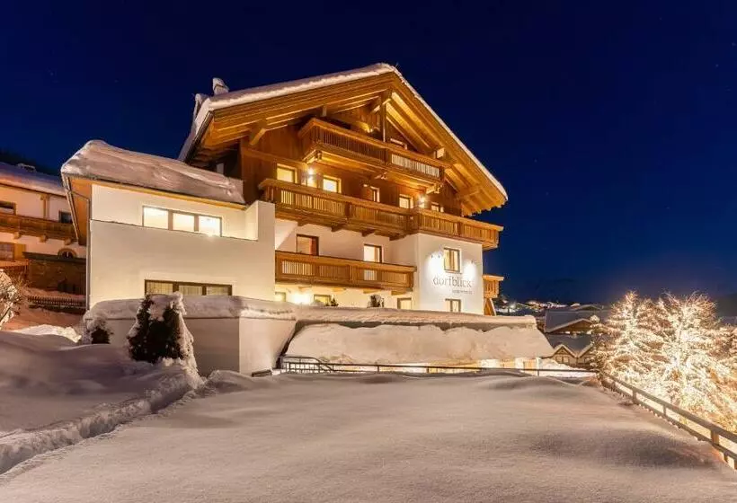Majatalo Dorfblick Fiss   Apartments & Rooms