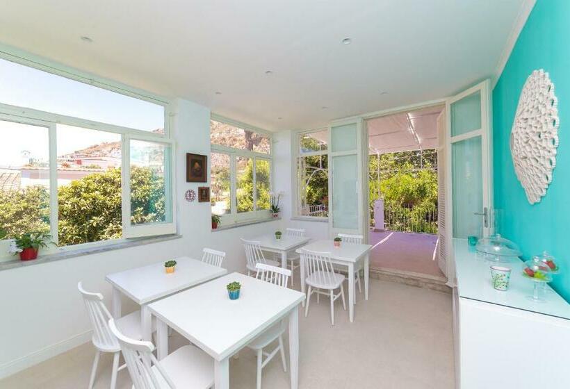 پانسیون Maison Ro