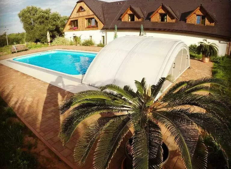 Majatalo Statek Pod Lípou