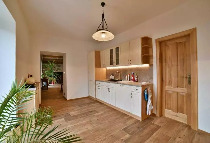 Majatalo Statek Pod Lípou