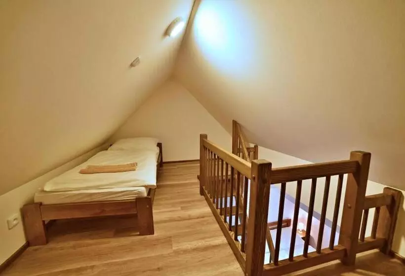 Majatalo Statek Pod Lípou