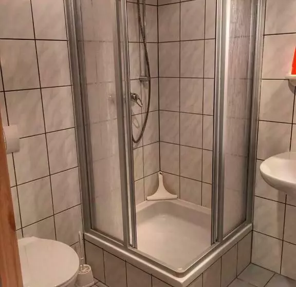 ペンション Waldhaus Crottendorf