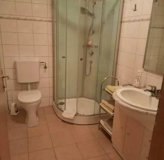 Retkeilymaja Gästehaus Zur Post Heritage Inn