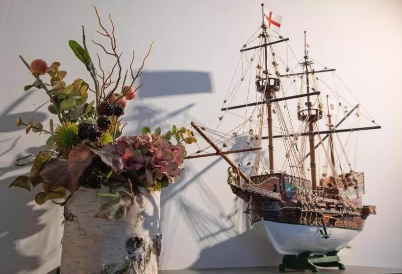 Aamiaismajoitus (B&B) Bnb  T Kraaiennest