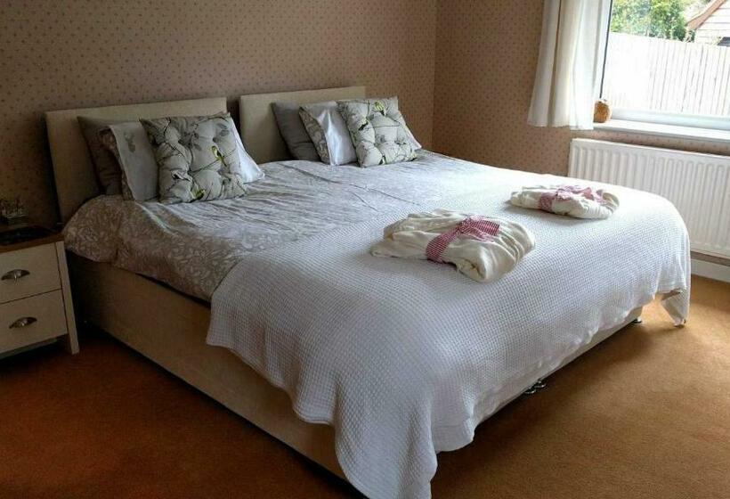 צימר Hazler Lodge