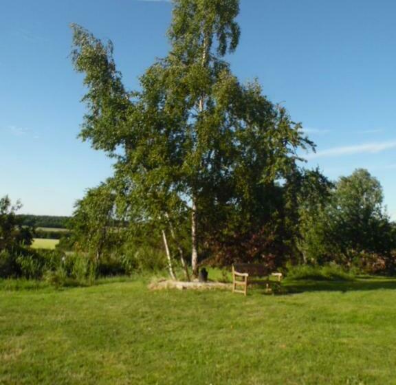 ベッドアンドブレックファースト La Fralinette