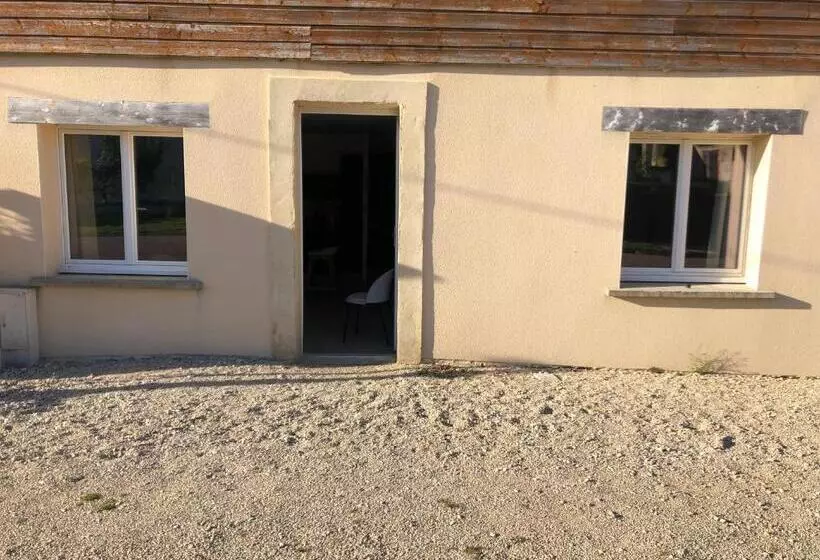 ベッドアンドブレックファースト La Fralinette