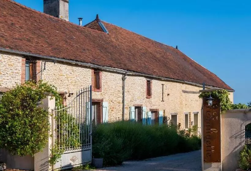 ベッドアンドブレックファースト La Fralinette