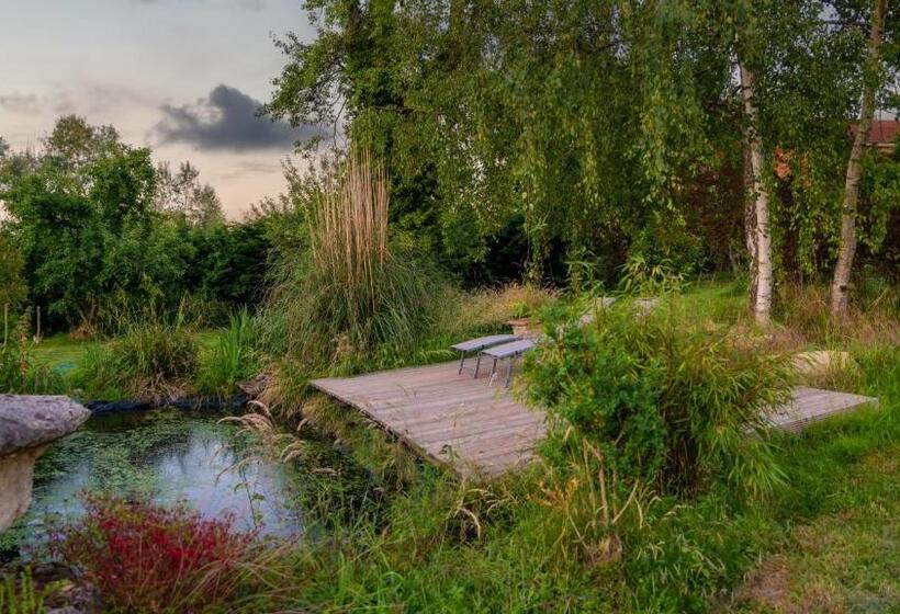 ベッドアンドブレックファースト La Fralinette