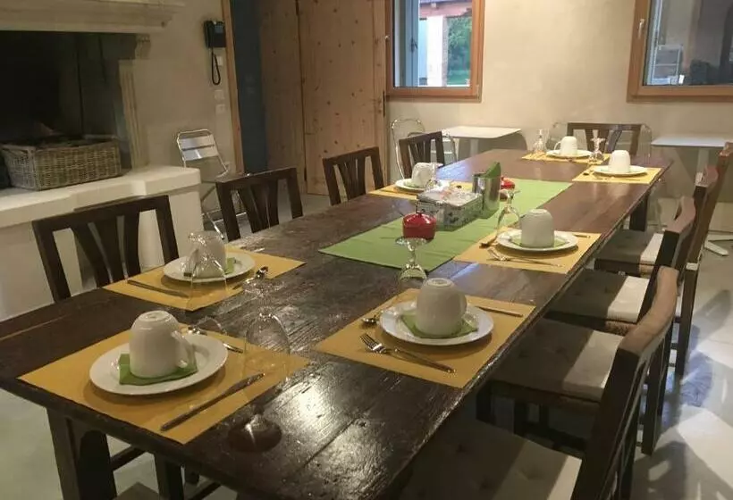 هتل Agriturismo Corte Bertesina