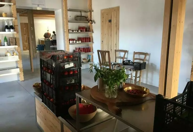 هتل Agriturismo Corte Bertesina