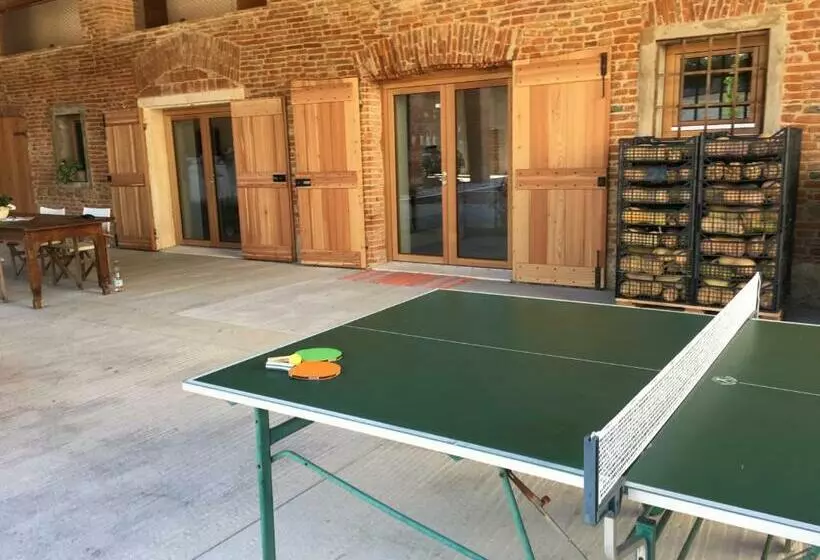 هتل Agriturismo Corte Bertesina