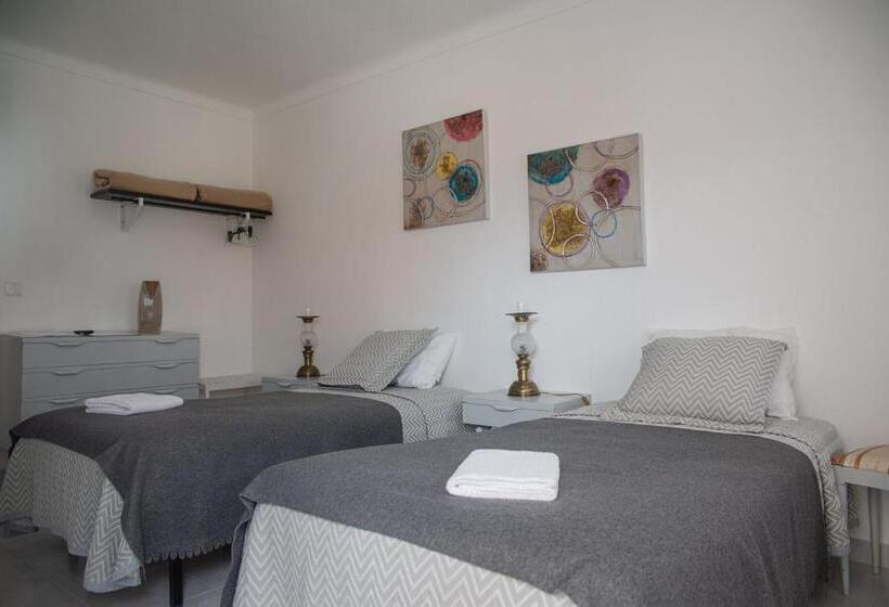 پانسیون Alojamento Das Fontes