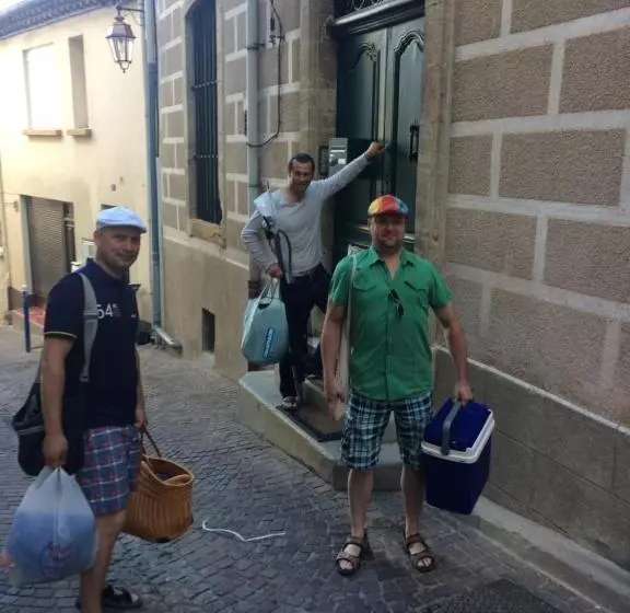 ペンション Chez Les Artistes