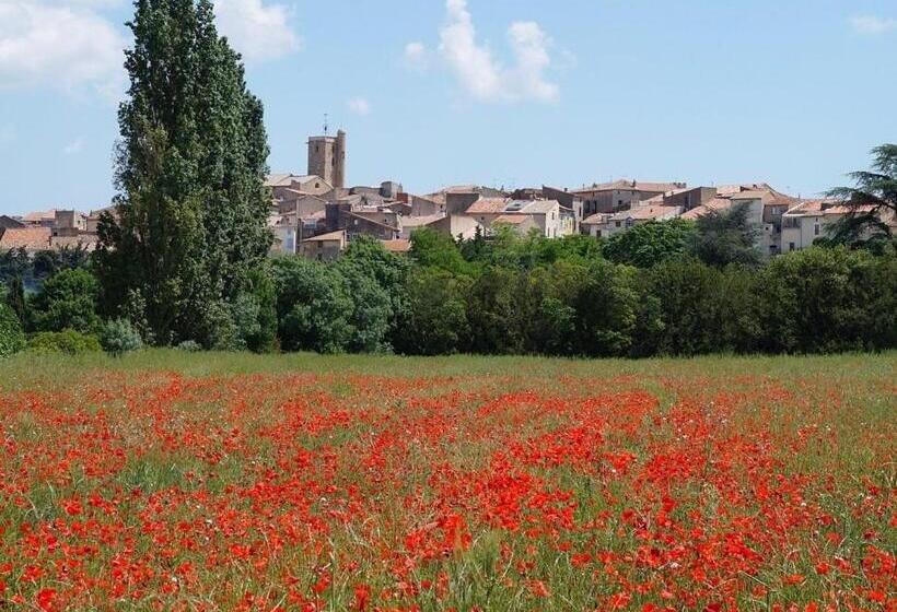 פנסיון Chez Les Artistes