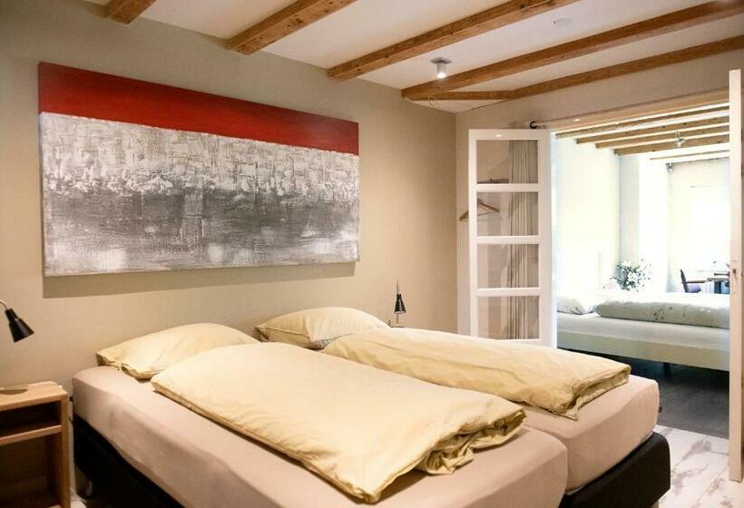 بنسيون Family House Amsterdam