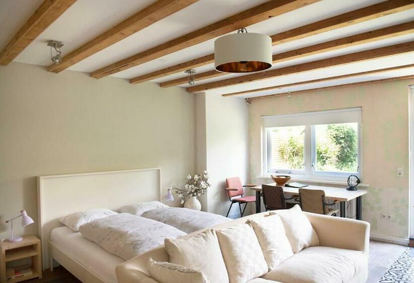 بنسيون Family House Amsterdam