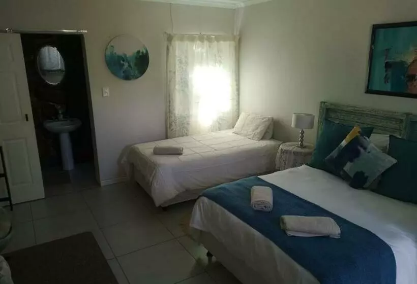 ペンション Mimosa Guesthouse