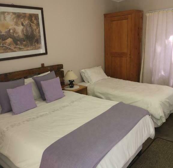 פנסיון Mimosa Guesthouse