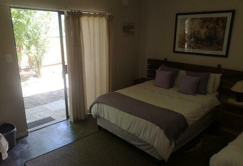 פנסיון Mimosa Guesthouse