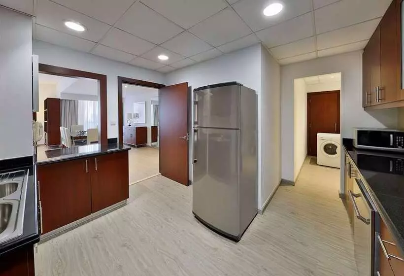 Hilton Dubai The Walk