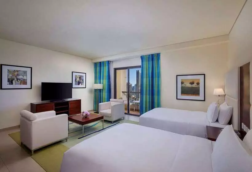 Hilton Dubai The Walk