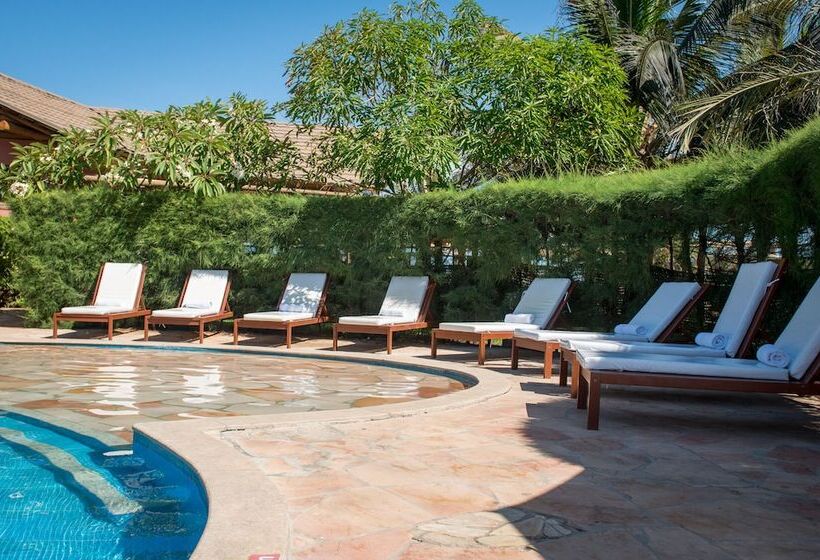 هتل Aruana Eco Praia