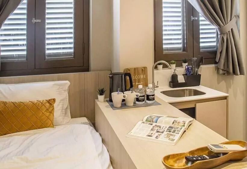 Coliwoo Hotel Gay World