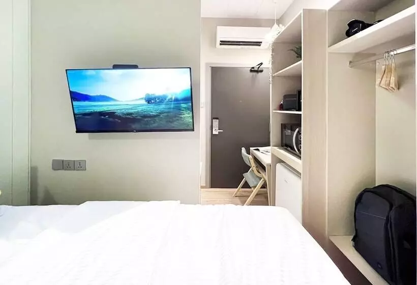 Coliwoo Hotel Gay World