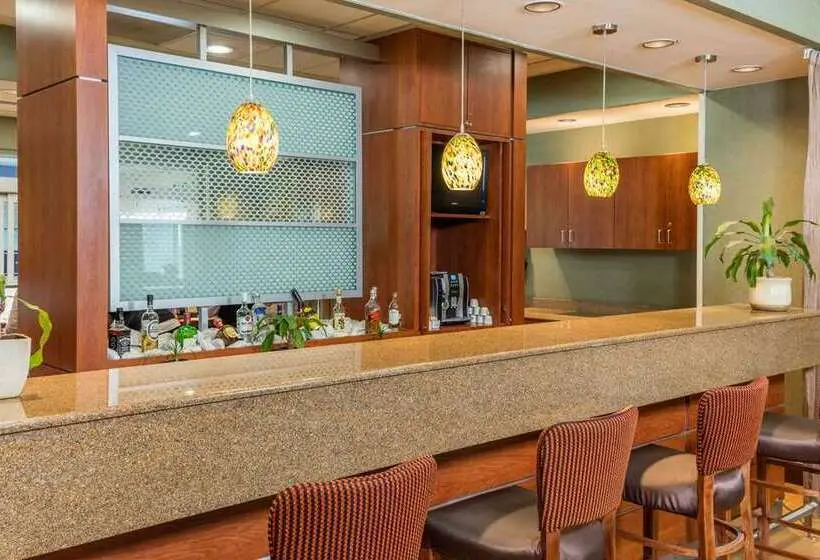 Hotelli Hampton Inn By Hilton Queretaro Tecnologico